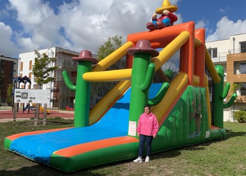 toboggan mur d'escalade jeu gonflable picardie